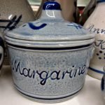 Margarinetopf Steingut retro antik