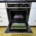 Einbauküche weiss 345 Herd