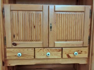 Weichholzmöbel Buffetschrank