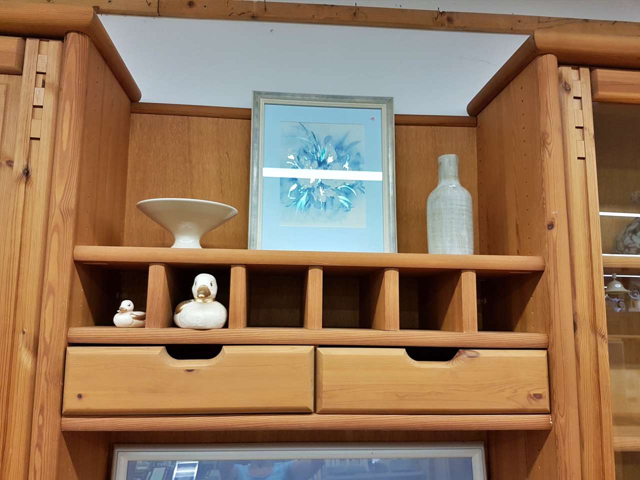 Die gute Tat Wohnwand Kiefer Ablagen