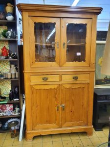 Schrank Buffetschrank Weichholz antik