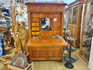 20230304 Möbel und Einrichtung 01